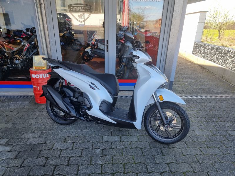 Honda SH350i Honda SH350i